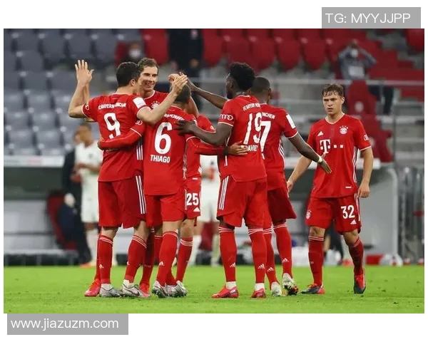 多特蒙德登顶德甲领跑法梅诺带领球队火力全开终结拜仁统治